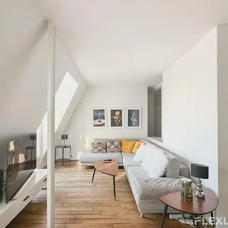 Spacious Modern One-bedroom In The 13th District Apartamento