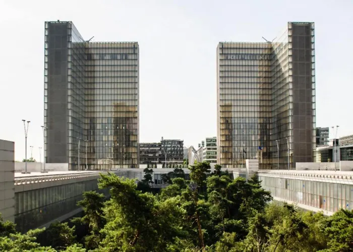 Spacious Modern One-bedroom In The 13th District Apartamento *