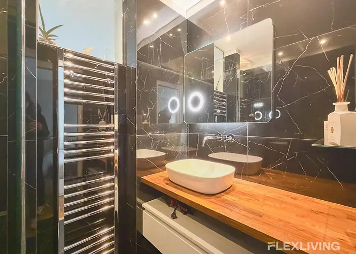 Appartement Spacious Modern One-bedroom In The 13th District